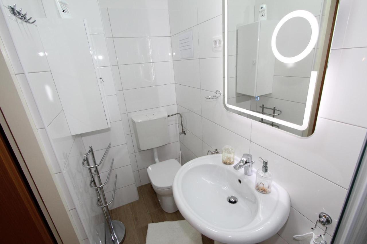 Room Roma Rovinj Extérieur photo
