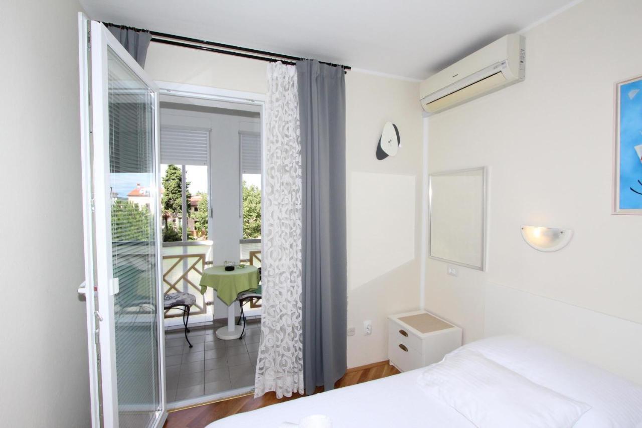 Room Roma Rovinj Extérieur photo
