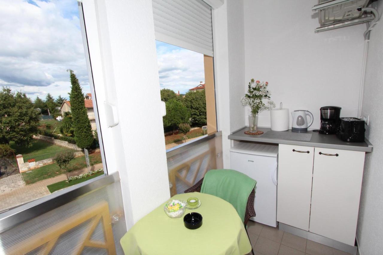 Room Roma Rovinj Extérieur photo